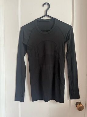 Lululemon Swiftly Tech Long Sleeve Crew Black/ Black